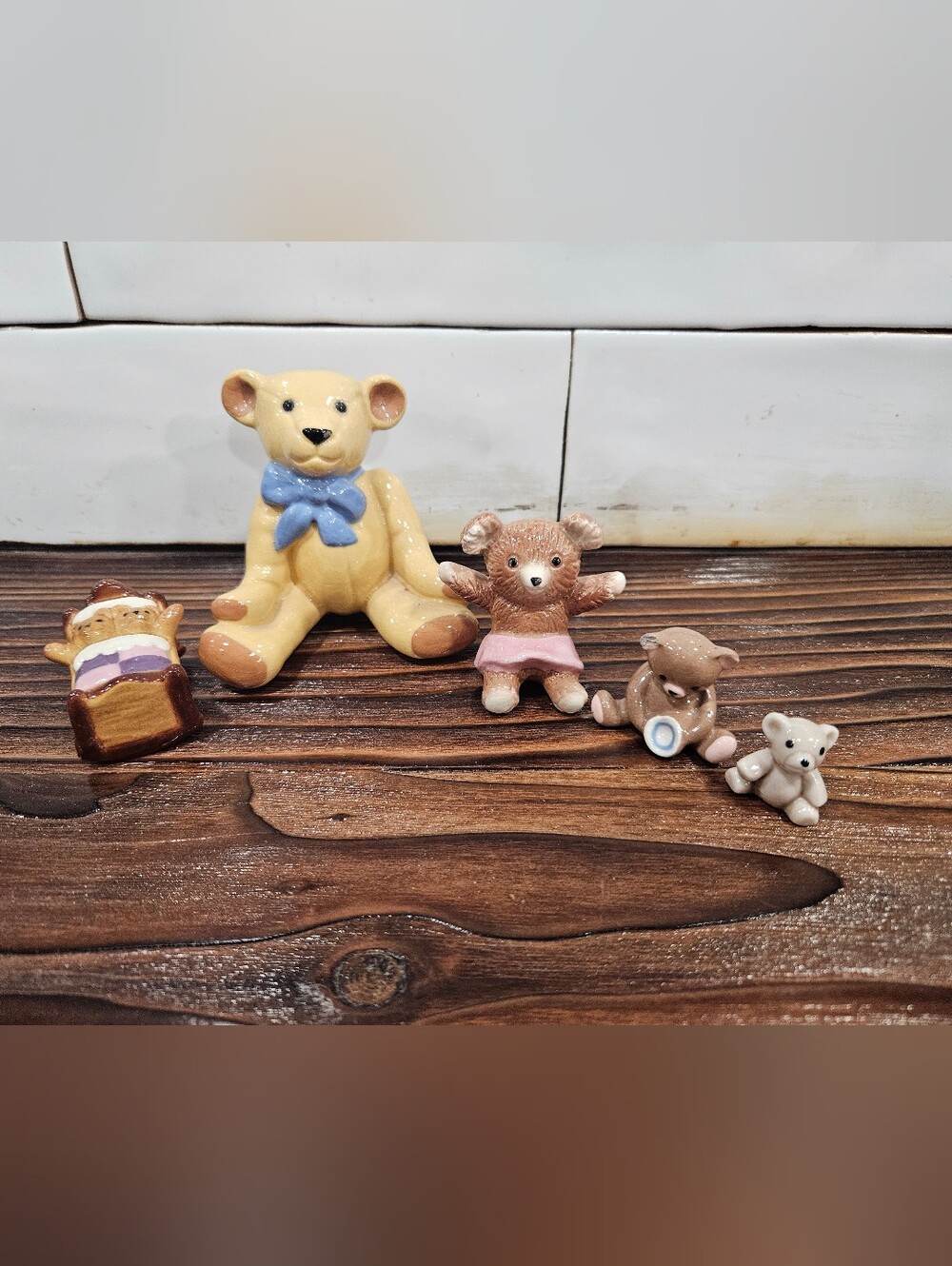 Vintage Assorted Beige & Brown Beachstone Teddy Bear Figurines